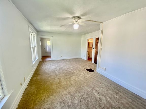 2nd image of 216 N Hamilton St APT 4
