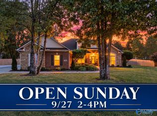 2901 Winterberry Way SE, Owens Cross Roads, AL 35763