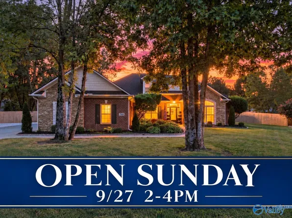 2901 Winterberry Way SE, Owens Cross Roads, AL 35763