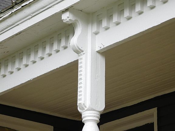 5th image of 230 N Church St