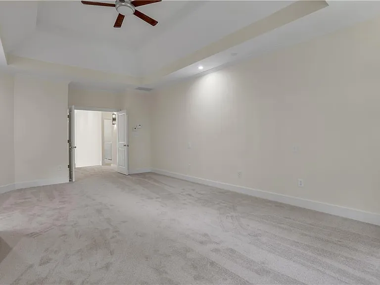 3228 Silver Lake Dr NE — Photo 34
