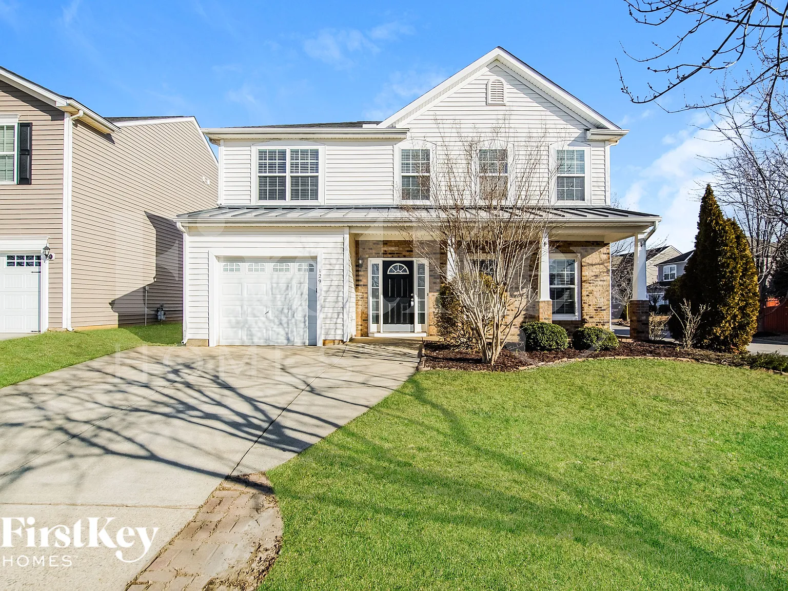 4 bed, 2.5 bath, 1876 sqft, $2,345 — Photo 1