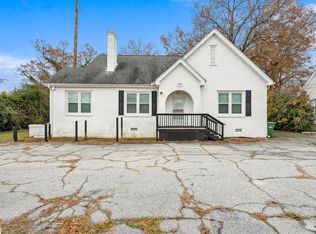 1156 Edgefield St, Greenwood, SC 29646