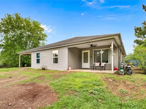 10871 Brady Rd, Prairie Grove, AR 72753
