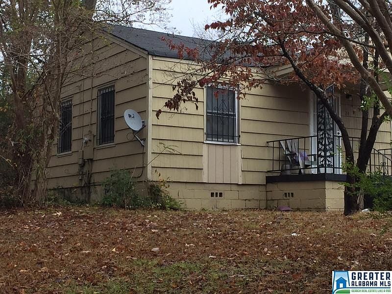 2nd image of 24 Wilkes Cir