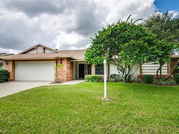 3rd image of 311 Goosecreek Dr