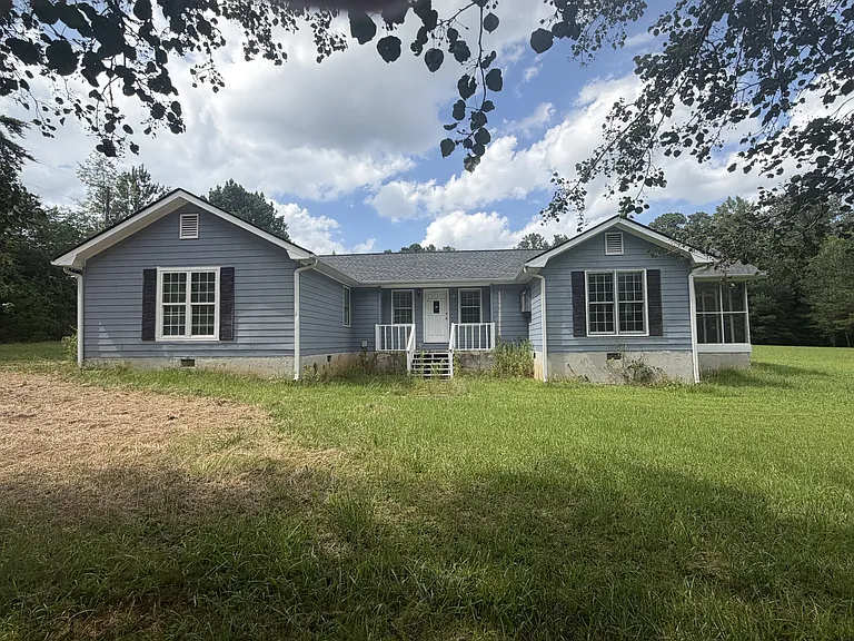 965 Hillview Rd — Photo 2