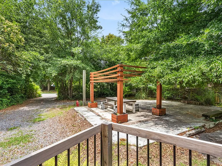 3565 Walter Dr — Photo 7