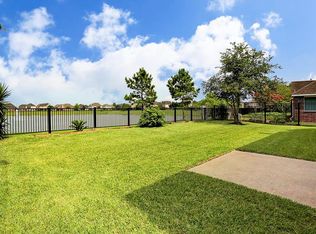 2180 Brittany Colony Dr, League City, TX 77573