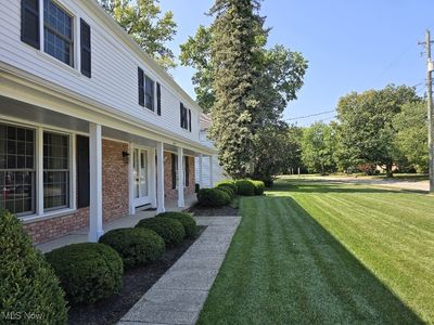 18877 N Valley Dr, Fairview Park, OH, 44126