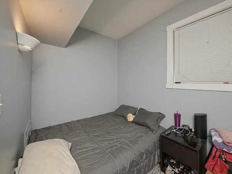 1324 W 19th St #G — Photo 11