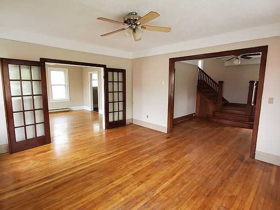 2nd image of 1905 Bluefield Ave