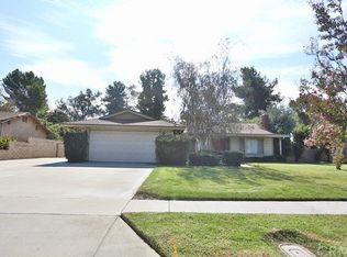 12457 Windsor Dr, Yucaipa, CA 92399