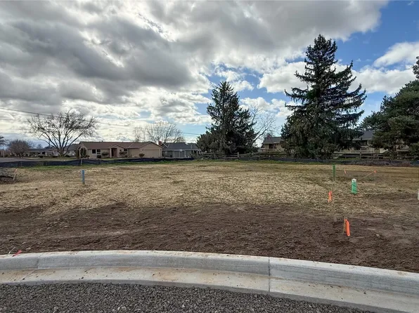 1180 Fortune Drive, Walla Walla, WA 99362