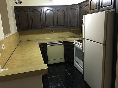 1st image of 724 E 79th St #1
