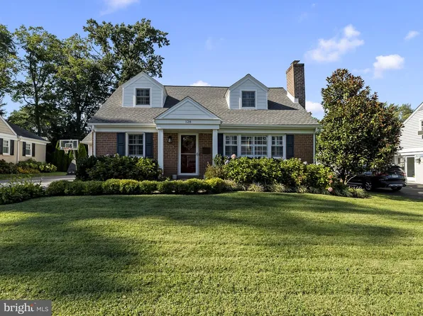 128 Rodney Cir, Bryn Mawr, PA 19010