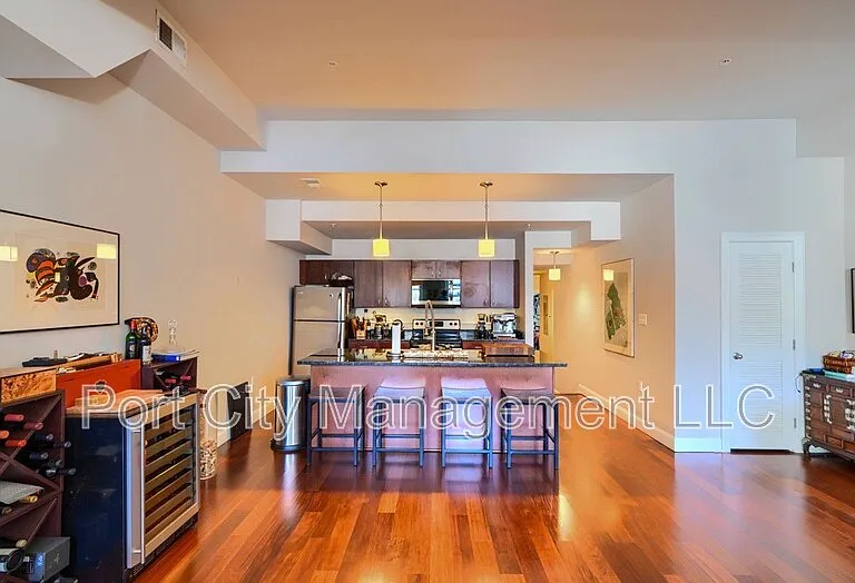 1025 Saint Paul St #4 — Photo 4