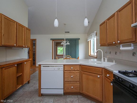 2nd image of 6844 Avocet Cir