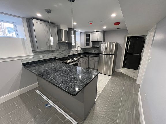 2nd image of 62 Hecla St #1