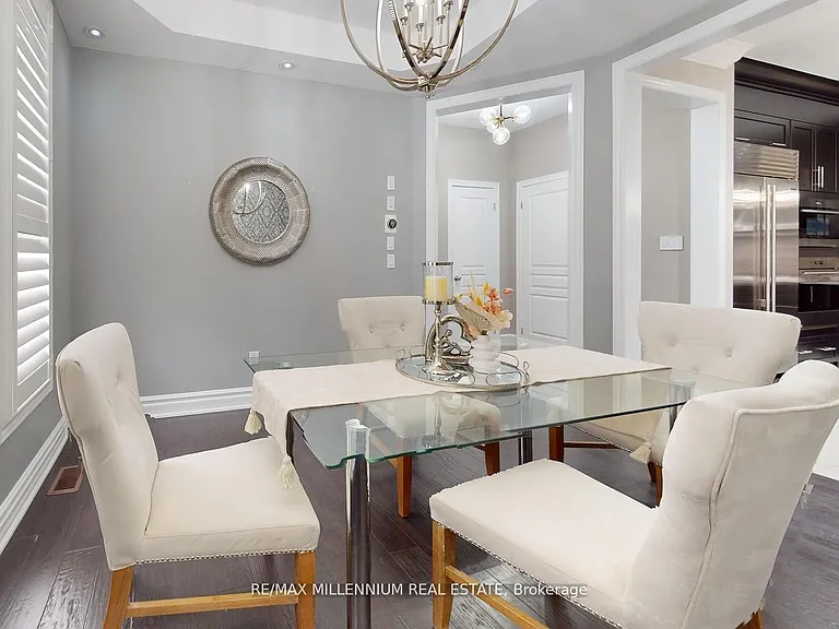 51 Kincardine St — Photo 13