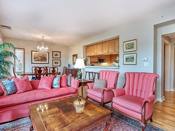 2nd image of 88 Wharf St Unit 312