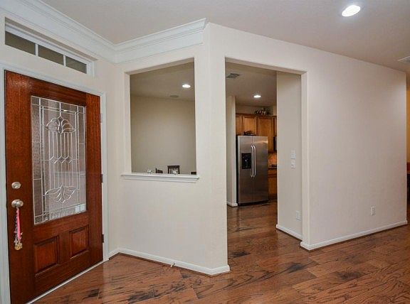 4th image of 1219 Glenwood Canyon Ln
