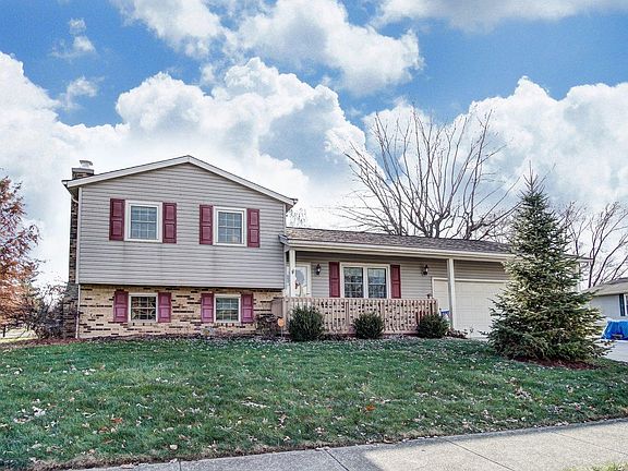 2nd image of 1919 Limetree Dr