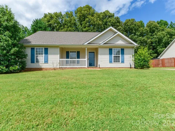 823 Prestwick Dr, Rock Hill, SC 29730