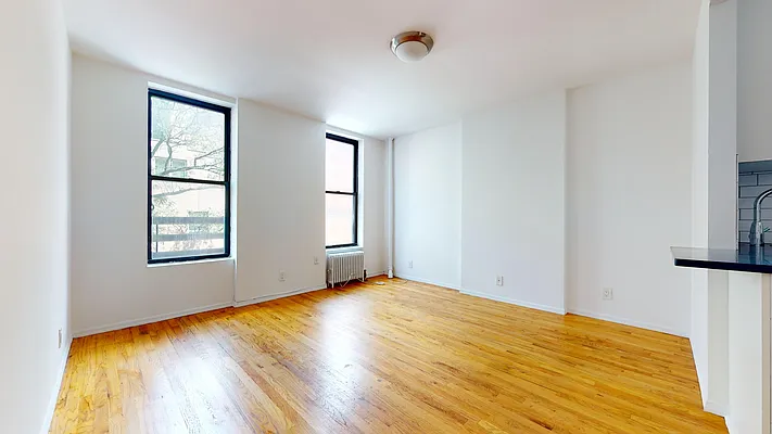 Rented by Bond New York | media 11