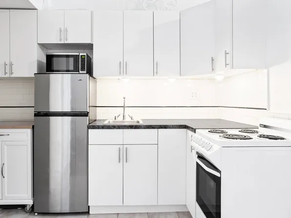 140 West 69th Street 103B image 2 of 17