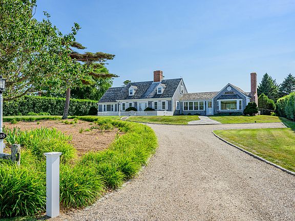 2nd image of 153 Shore Road