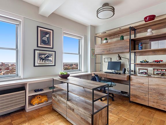 2nd image of 10 Plaza St E APT 15B