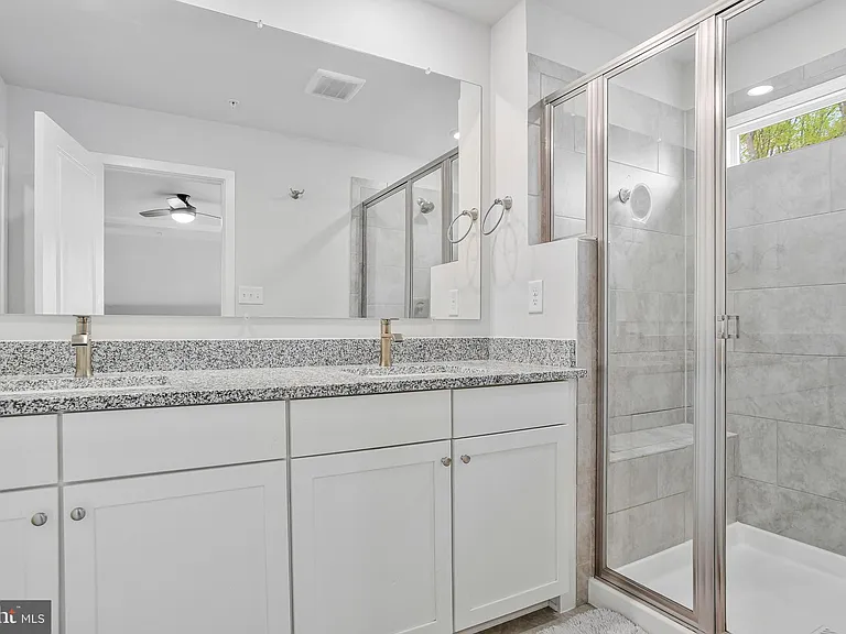 2764 Bridgewater Dr — Photo 20
