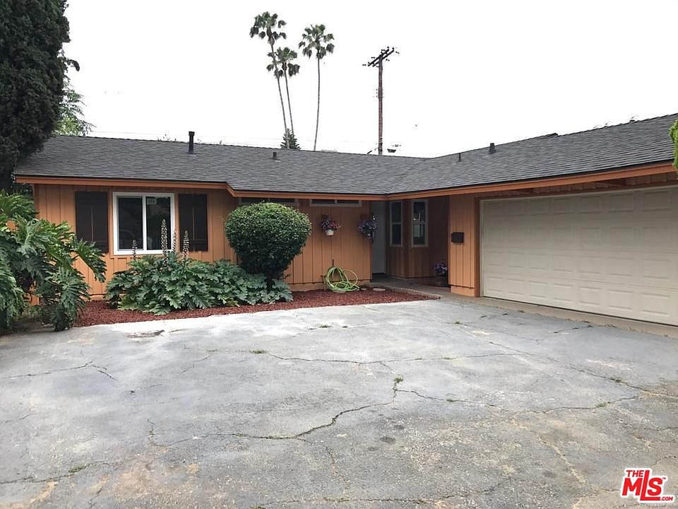 1st image of 13908 Cagliero St