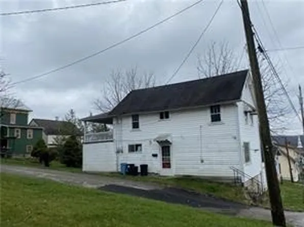 620 N Richhill St, Waynesburg, PA 15370