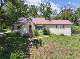 121 North St, Washburn, MO 65772