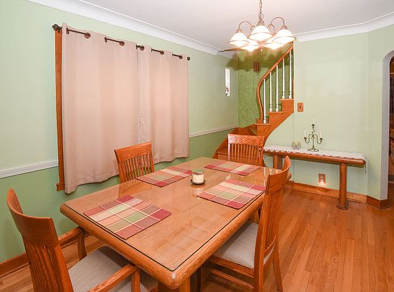 4th image of 1742 N 73rd Ave