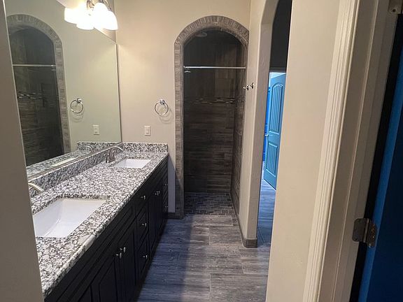 4th image of 4458 Levante Dr