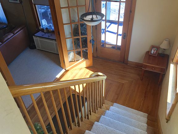 Welcoming foyer 