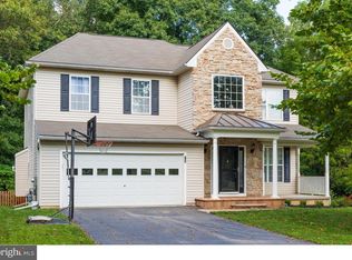 28 N Danbury Cir, Coatesville, PA 19320