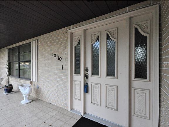 2nd image of 10110 Canterbury Dr