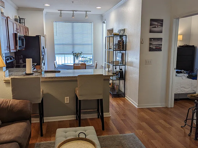 860 N Orange Ave #203 — Photo 3