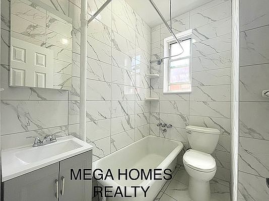 3rd image of 28-33 37th St #4B