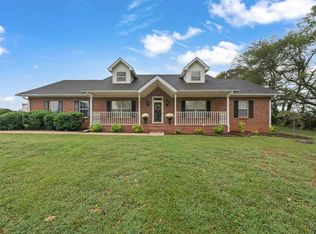 857 Sportsman Lake Rd, Franklin, KY 42134