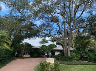 522 Riviera Dr, Tampa, FL 33606