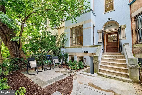 1306 Euclid St NW #2 Photo 1