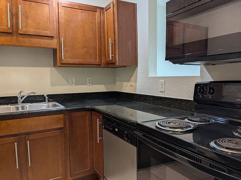 1928 Conway Rd #26 — Photo 11