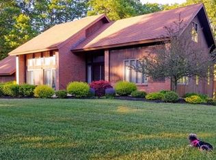 30 Upton Hills Ln, Middleton, MA 01949