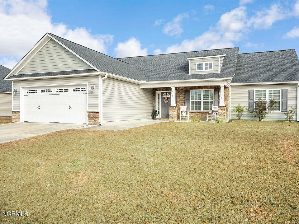 1st image of 425 Meadowlark Dr