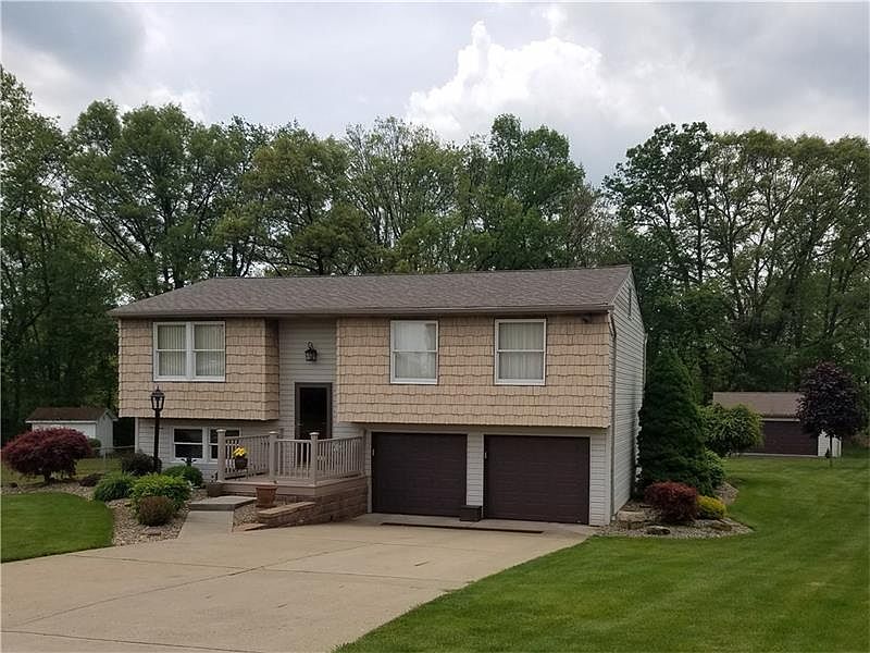 1st image of 221 Oberlin Dr